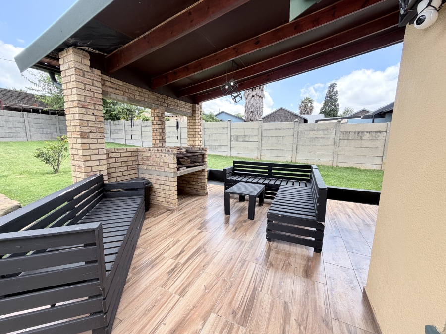 3 Bedroom Property for Sale in Dan Pienaarville Gauteng
