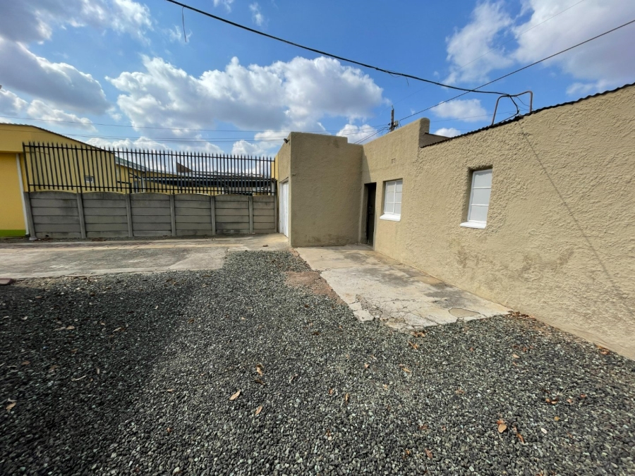 Commercial Property for Sale in Homelake Gauteng