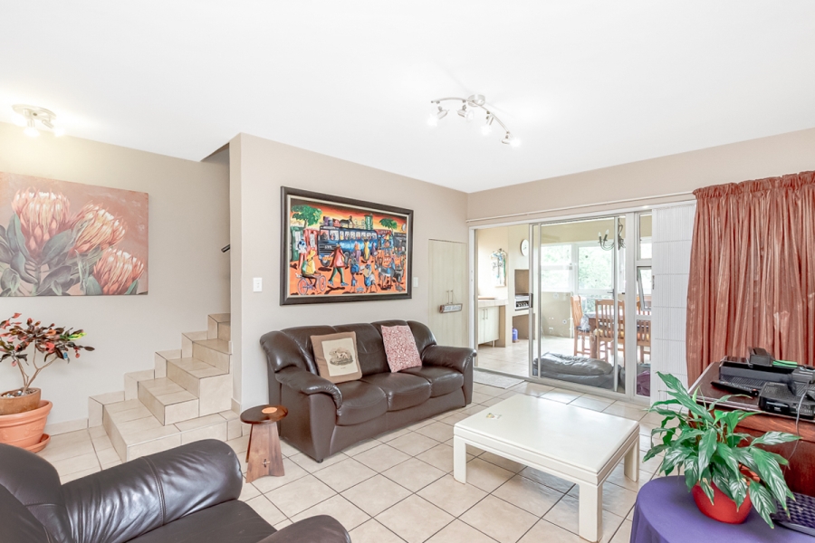 4 Bedroom Property for Sale in Linden Gauteng