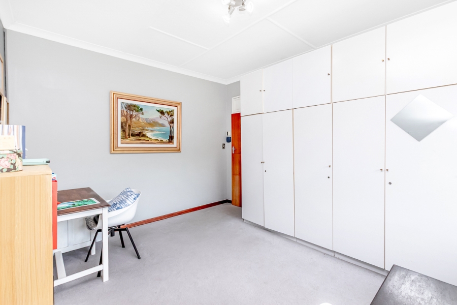 4 Bedroom Property for Sale in Linden Gauteng