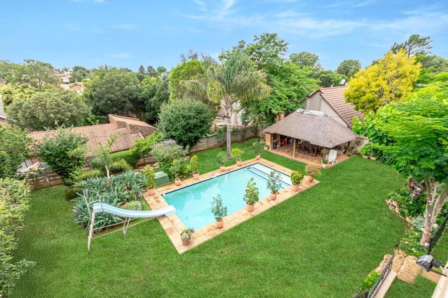 4 Bedroom Property for Sale in Linden Gauteng