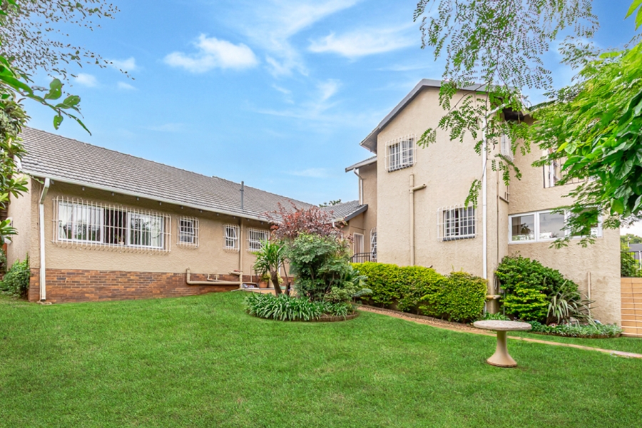 4 Bedroom Property for Sale in Linden Gauteng