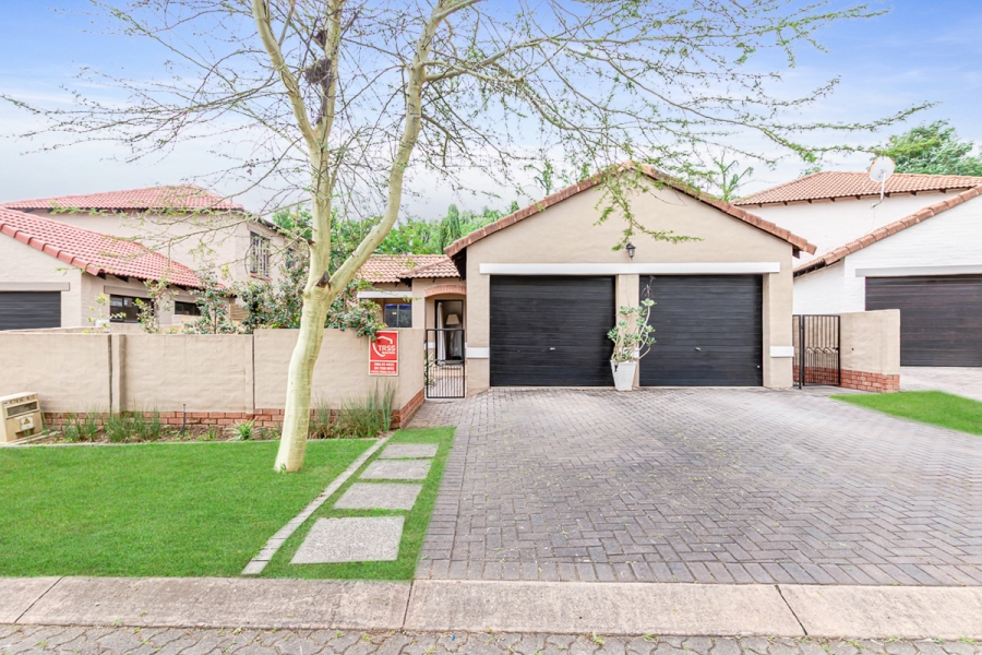 2 Bedroom Property for Sale in Bloubosrand Gauteng