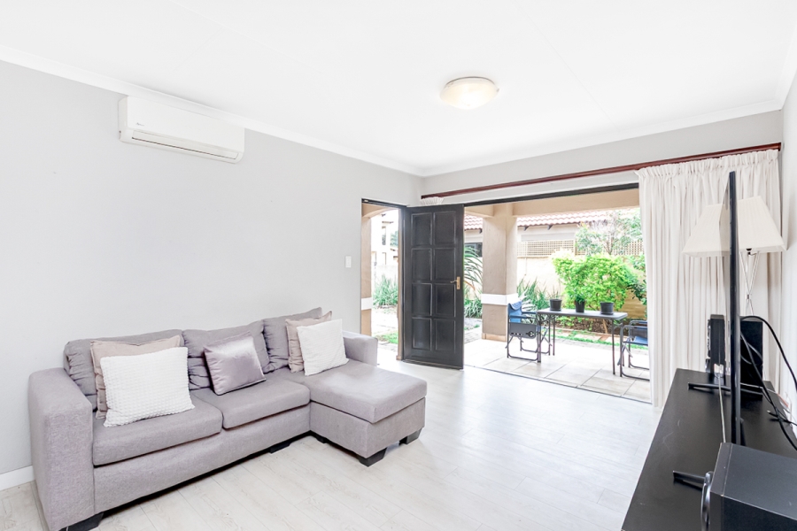 2 Bedroom Property for Sale in Bloubosrand Gauteng