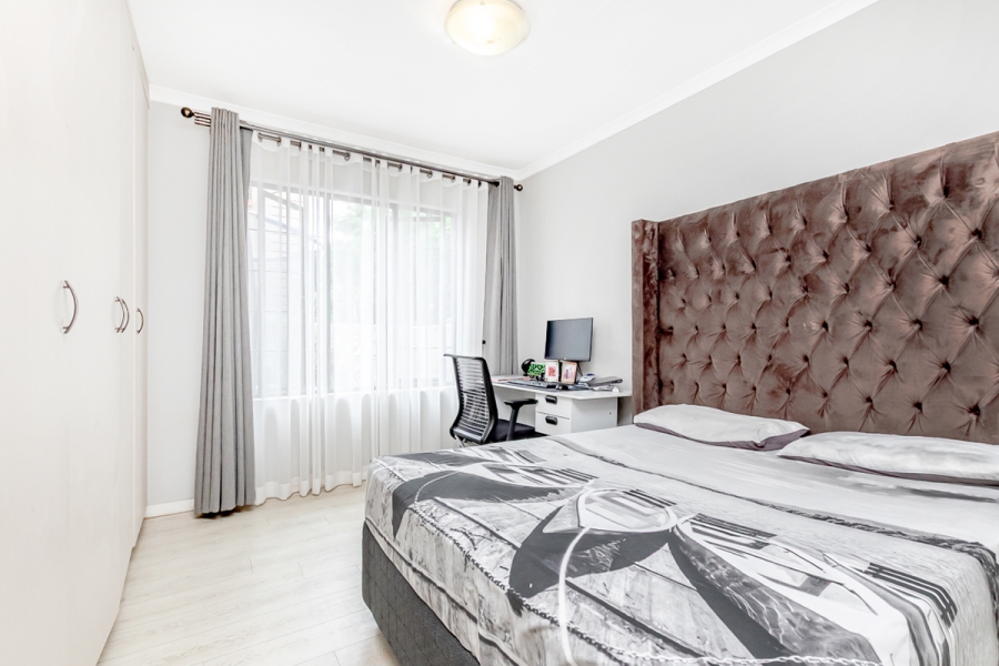 2 Bedroom Property for Sale in Bloubosrand Gauteng