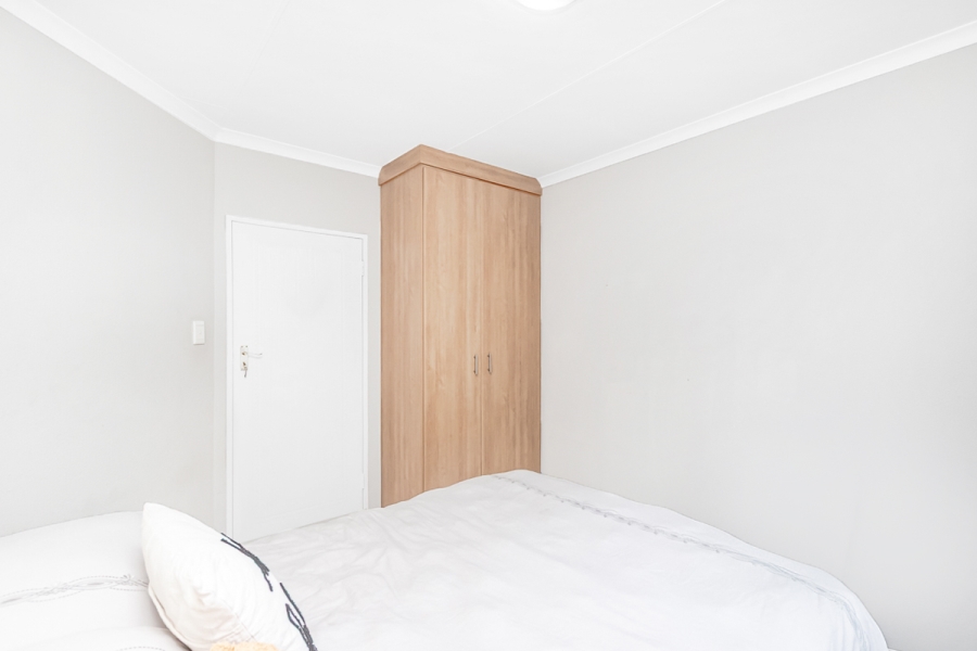 2 Bedroom Property for Sale in Bloubosrand Gauteng