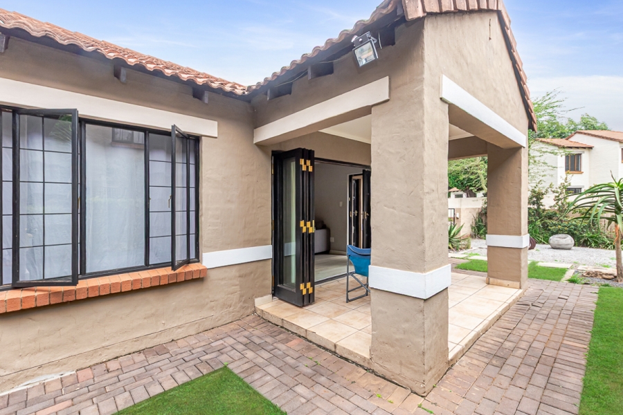 2 Bedroom Property for Sale in Bloubosrand Gauteng