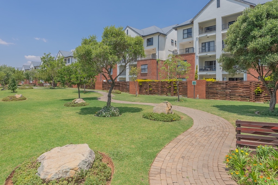 2 Bedroom Property for Sale in Greenstone Hill Gauteng