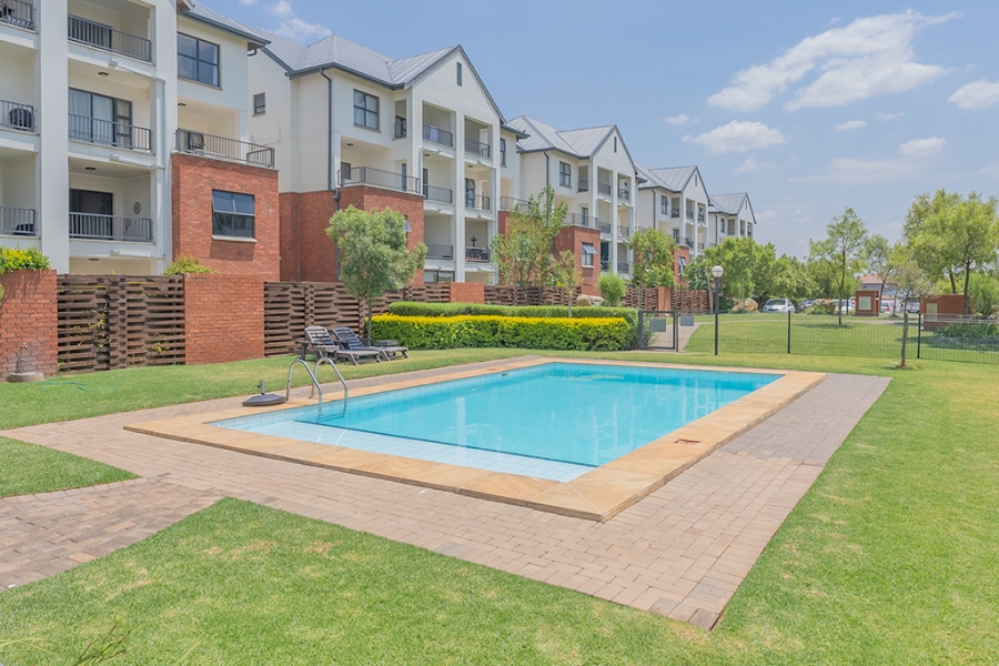 2 Bedroom Property for Sale in Greenstone Hill Gauteng