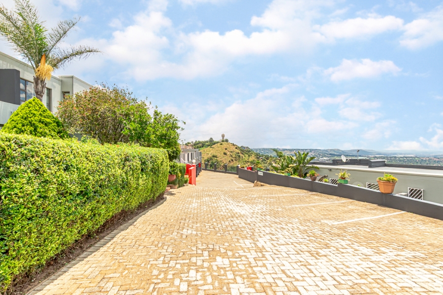 2 Bedroom Property for Sale in Northcliff Gauteng