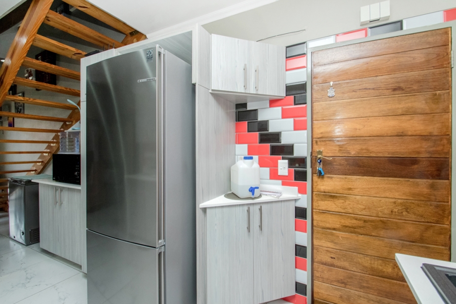 2 Bedroom Property for Sale in Sundowner Gauteng