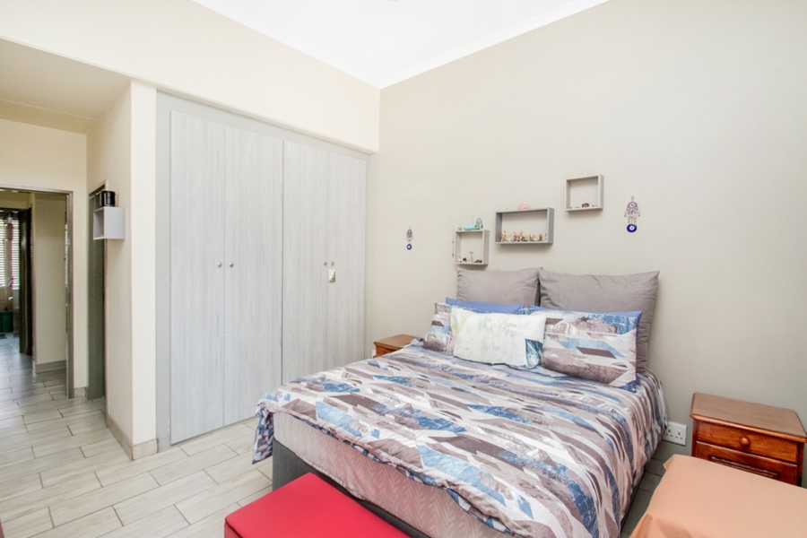 2 Bedroom Property for Sale in Sundowner Gauteng