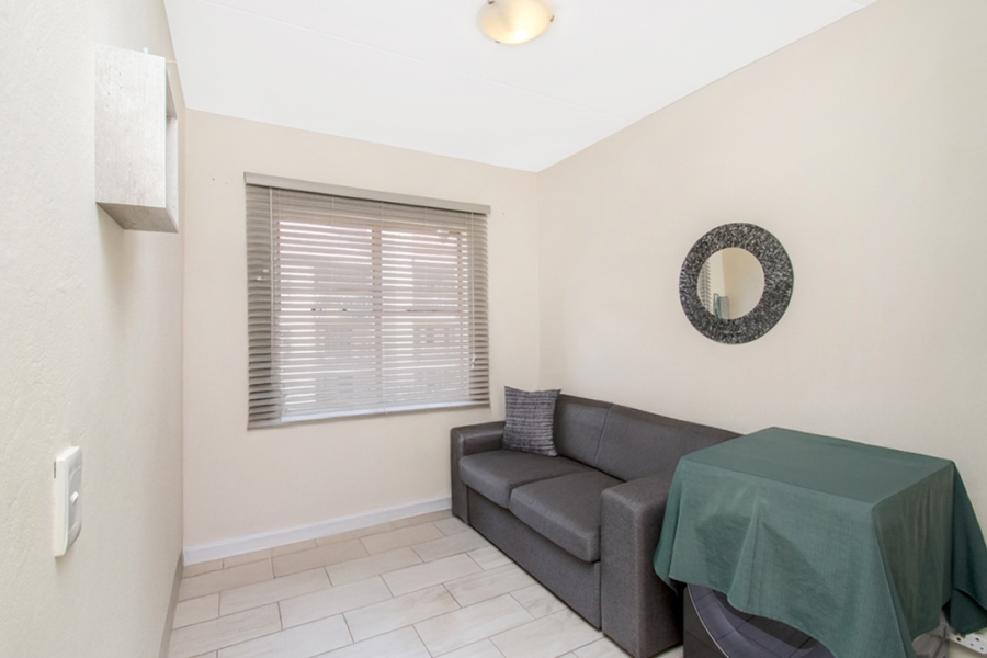 2 Bedroom Property for Sale in Sundowner Gauteng