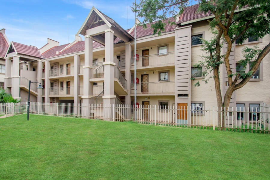 2 Bedroom Property for Sale in Sundowner Gauteng
