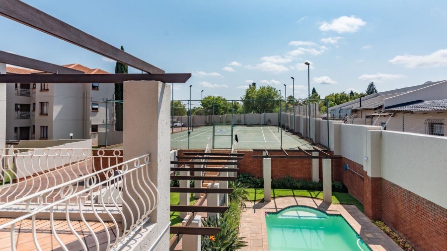 2 Bedroom Property for Sale in Sunninghill Gauteng