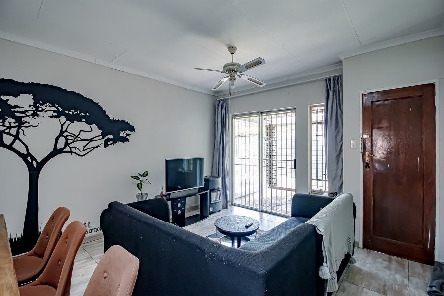 3 Bedroom Property for Sale in Elardus Park Gauteng