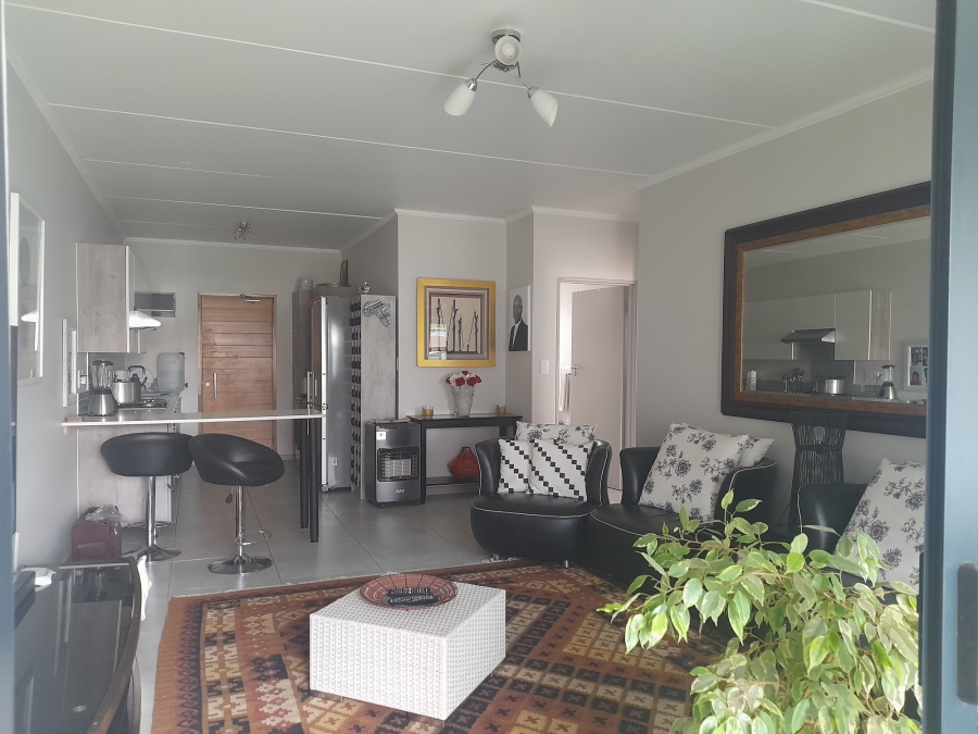 2 Bedroom Property for Sale in Glen Marais Gauteng
