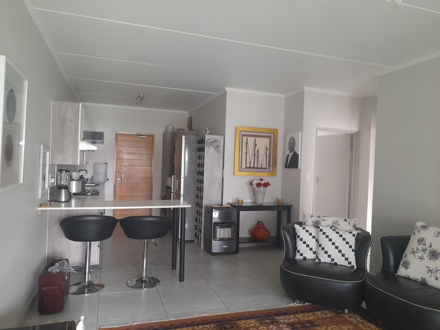 2 Bedroom Property for Sale in Glen Marais Gauteng