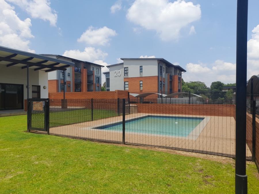 2 Bedroom Property for Sale in Glen Marais Gauteng