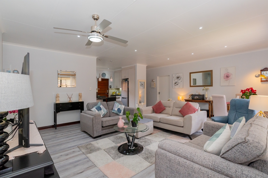 3 Bedroom Property for Sale in Brentwood Park AH Gauteng