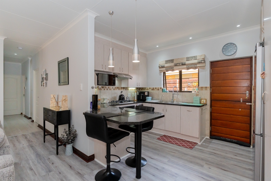 3 Bedroom Property for Sale in Brentwood Park AH Gauteng