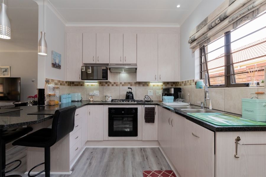 3 Bedroom Property for Sale in Brentwood Park AH Gauteng