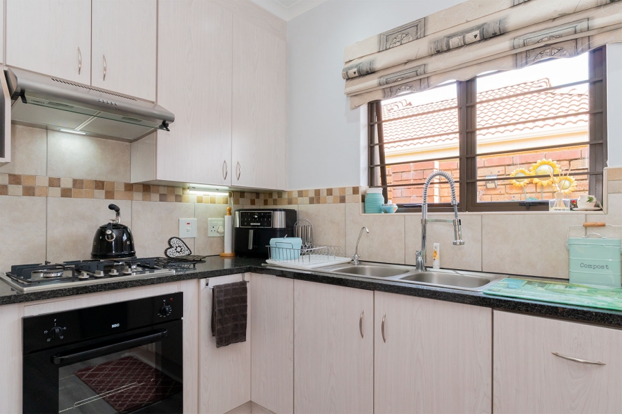 3 Bedroom Property for Sale in Brentwood Park AH Gauteng