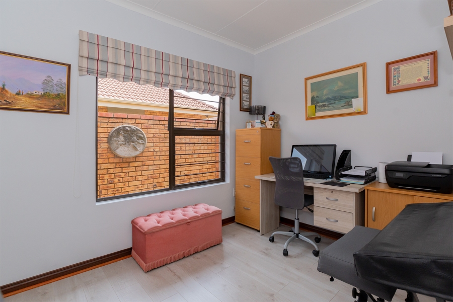 3 Bedroom Property for Sale in Brentwood Park AH Gauteng