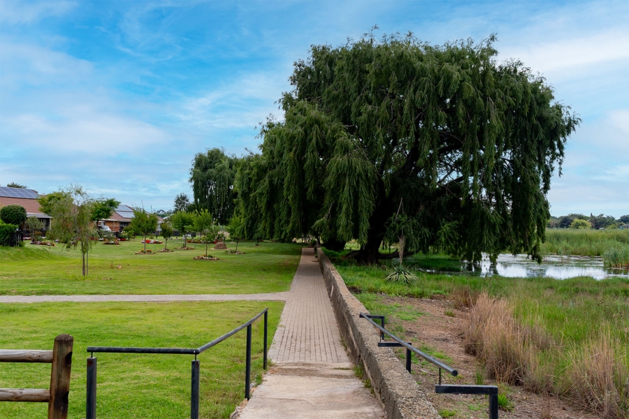 3 Bedroom Property for Sale in Brentwood Park AH Gauteng