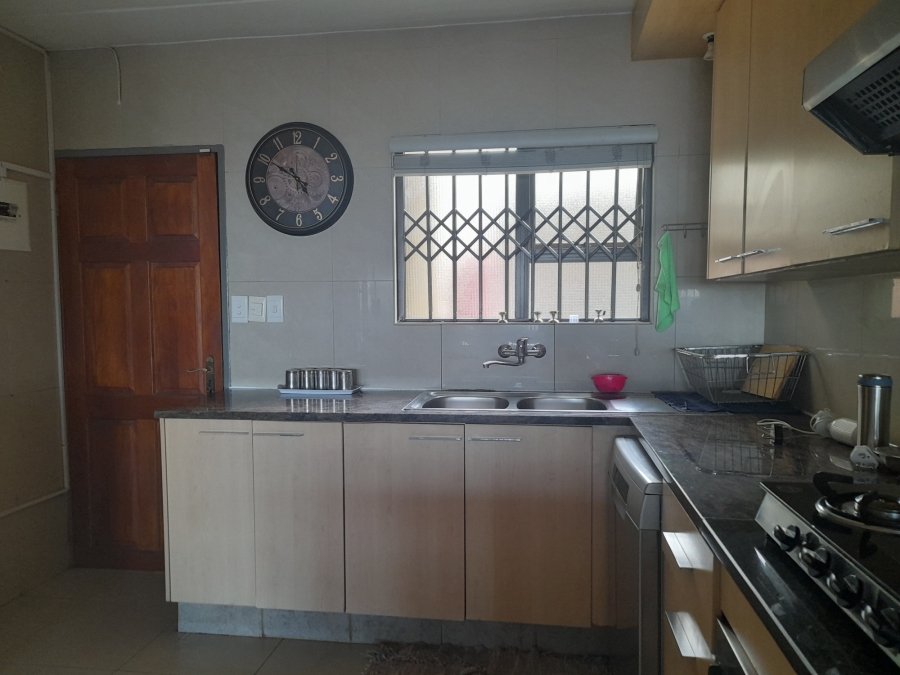 3 Bedroom Property for Sale in Bassonia Rock Gauteng