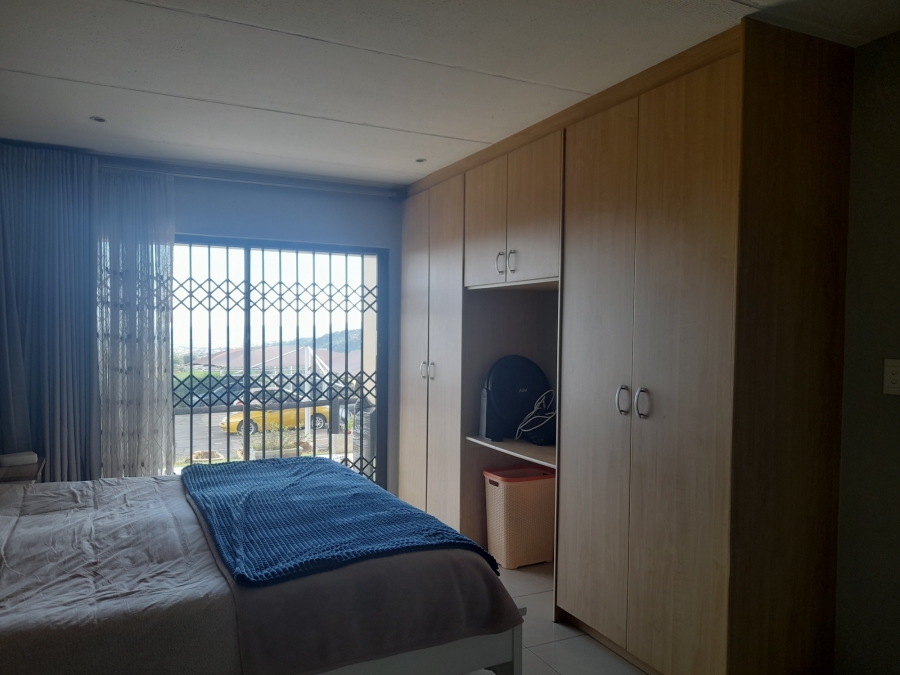 3 Bedroom Property for Sale in Bassonia Rock Gauteng