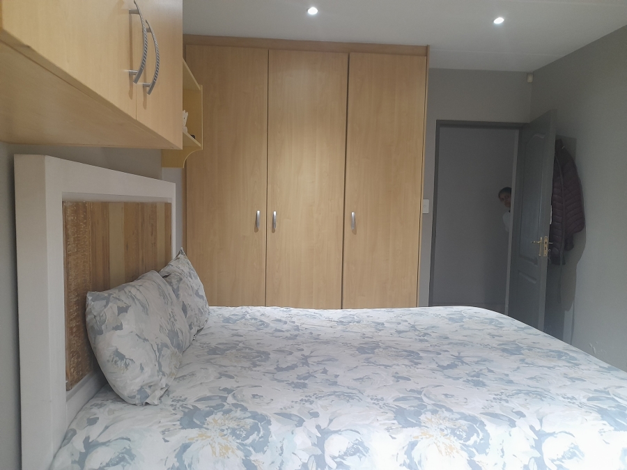 3 Bedroom Property for Sale in Bassonia Rock Gauteng