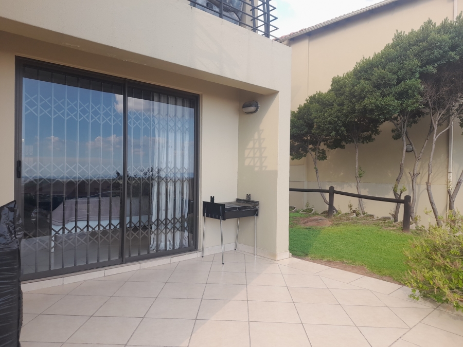 3 Bedroom Property for Sale in Bassonia Rock Gauteng