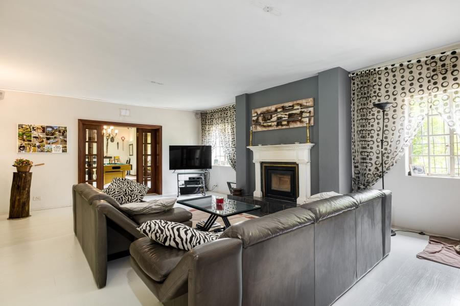 4 Bedroom Property for Sale in Chartwell Gauteng