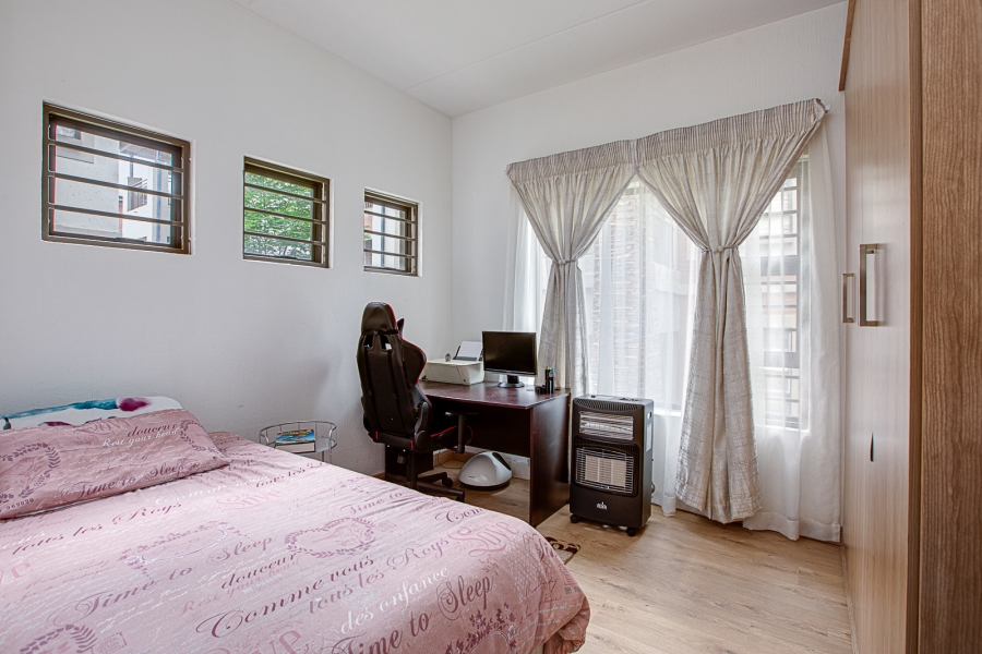 To Let 2 Bedroom Property for Rent in Parkwood Gauteng