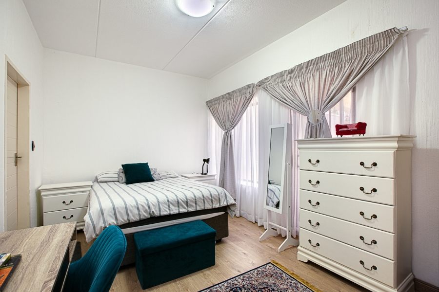 To Let 2 Bedroom Property for Rent in Parkwood Gauteng