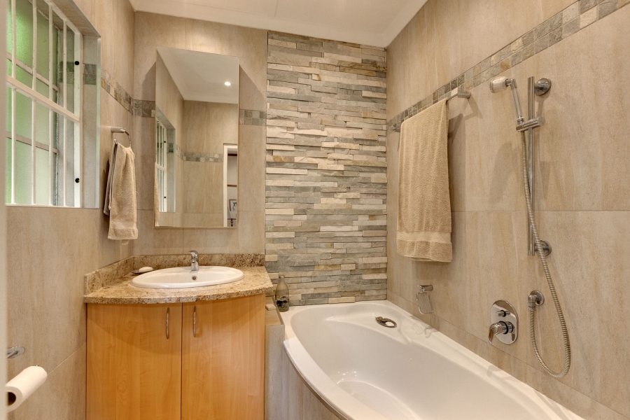 3 Bedroom Property for Sale in Forest Town Gauteng