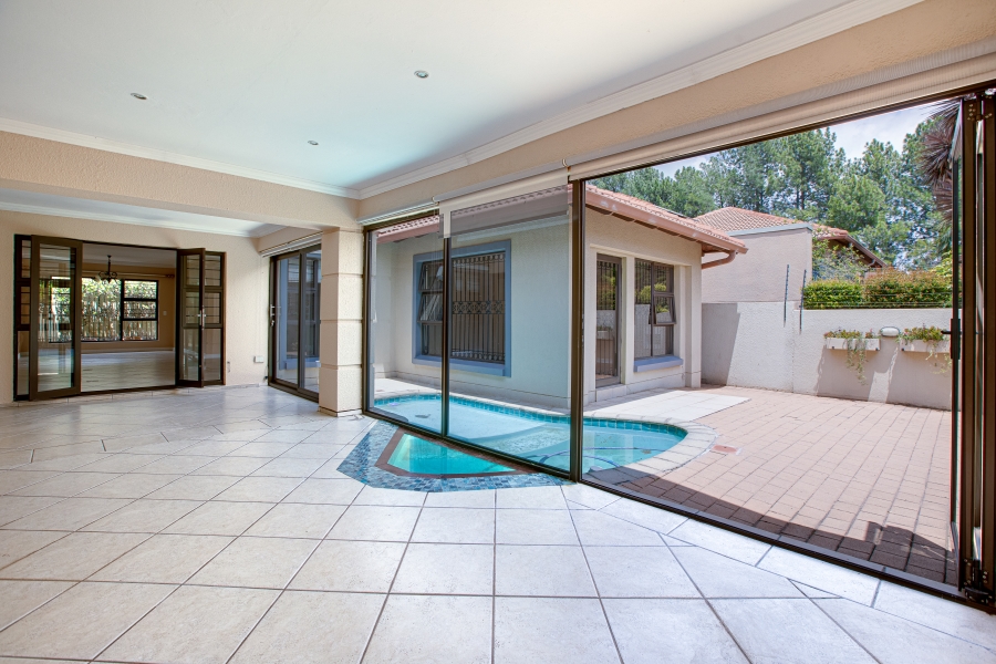 To Let 2 Bedroom Property for Rent in River Club Gauteng