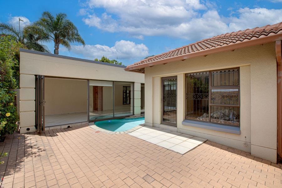 To Let 2 Bedroom Property for Rent in River Club Gauteng