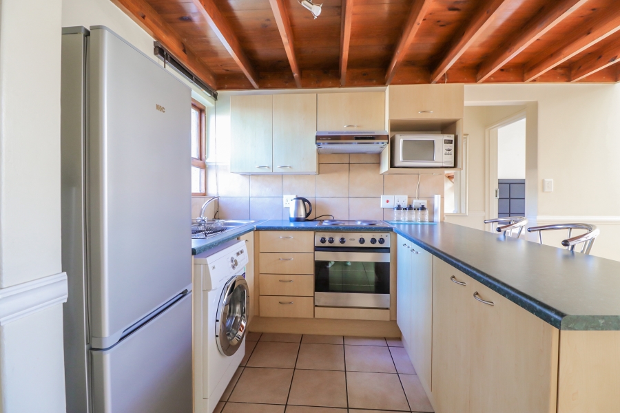 To Let 1 Bedroom Property for Rent in Melrose North Gauteng