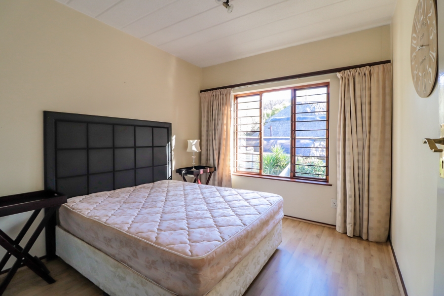 To Let 1 Bedroom Property for Rent in Melrose North Gauteng