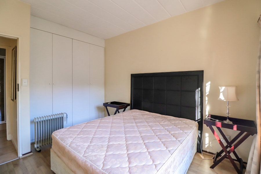 To Let 1 Bedroom Property for Rent in Melrose North Gauteng