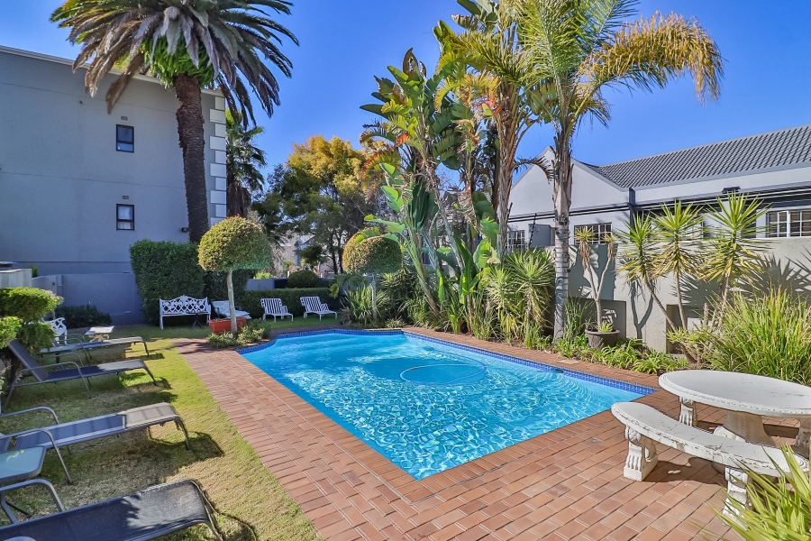 To Let 2 Bedroom Property for Rent in Melrose North Gauteng