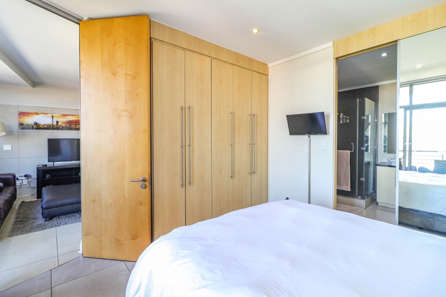 To Let 1 Bedroom Property for Rent in Sandton Central Gauteng