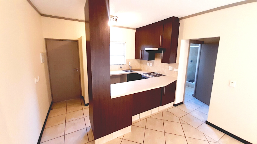 1 Bedroom Property for Sale in Bryanston Gauteng