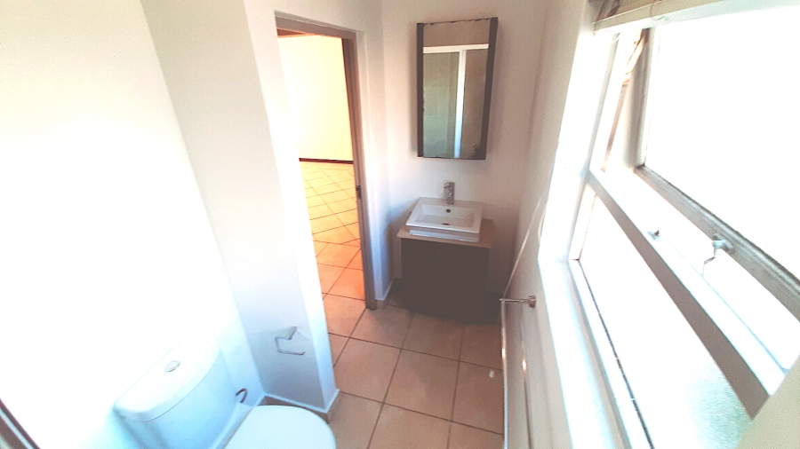 1 Bedroom Property for Sale in Bryanston Gauteng