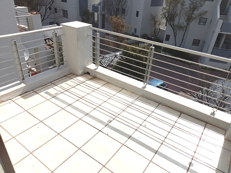 To Let 1 Bedroom Property for Rent in Douglasdale Gauteng