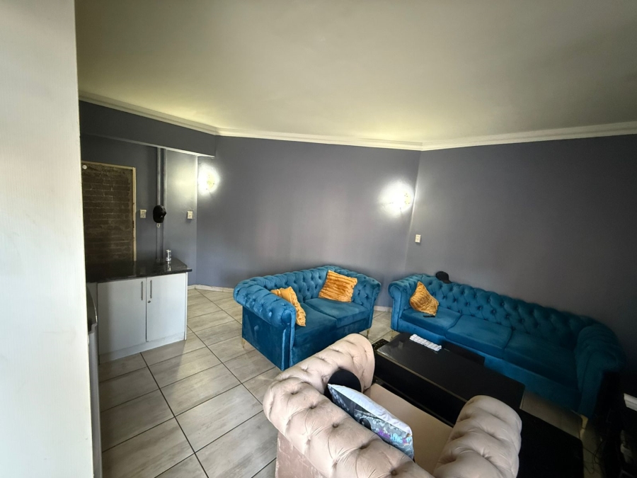 2 Bedroom Property for Sale in Johannesburg Central Gauteng