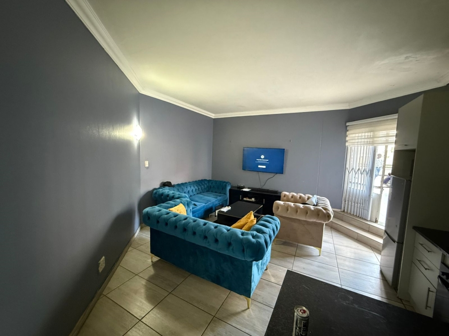 2 Bedroom Property for Sale in Johannesburg Central Gauteng