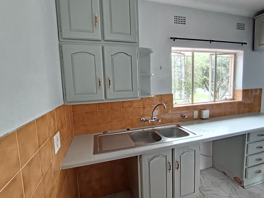 1 Bedroom Property for Sale in Verwoerdpark Gauteng